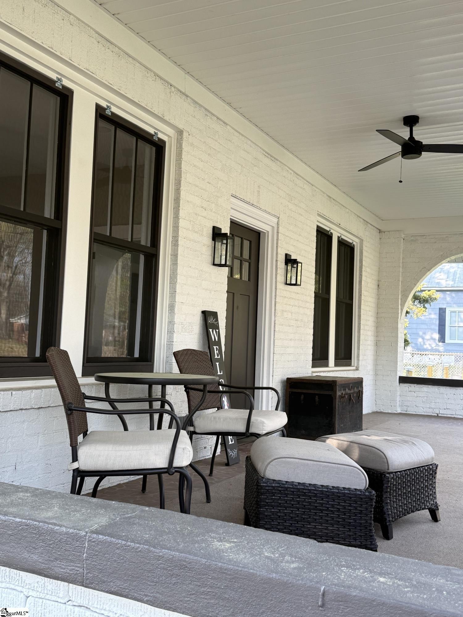 501 North Adair Street Clinton, SC 29325 - Photo 3 of 32