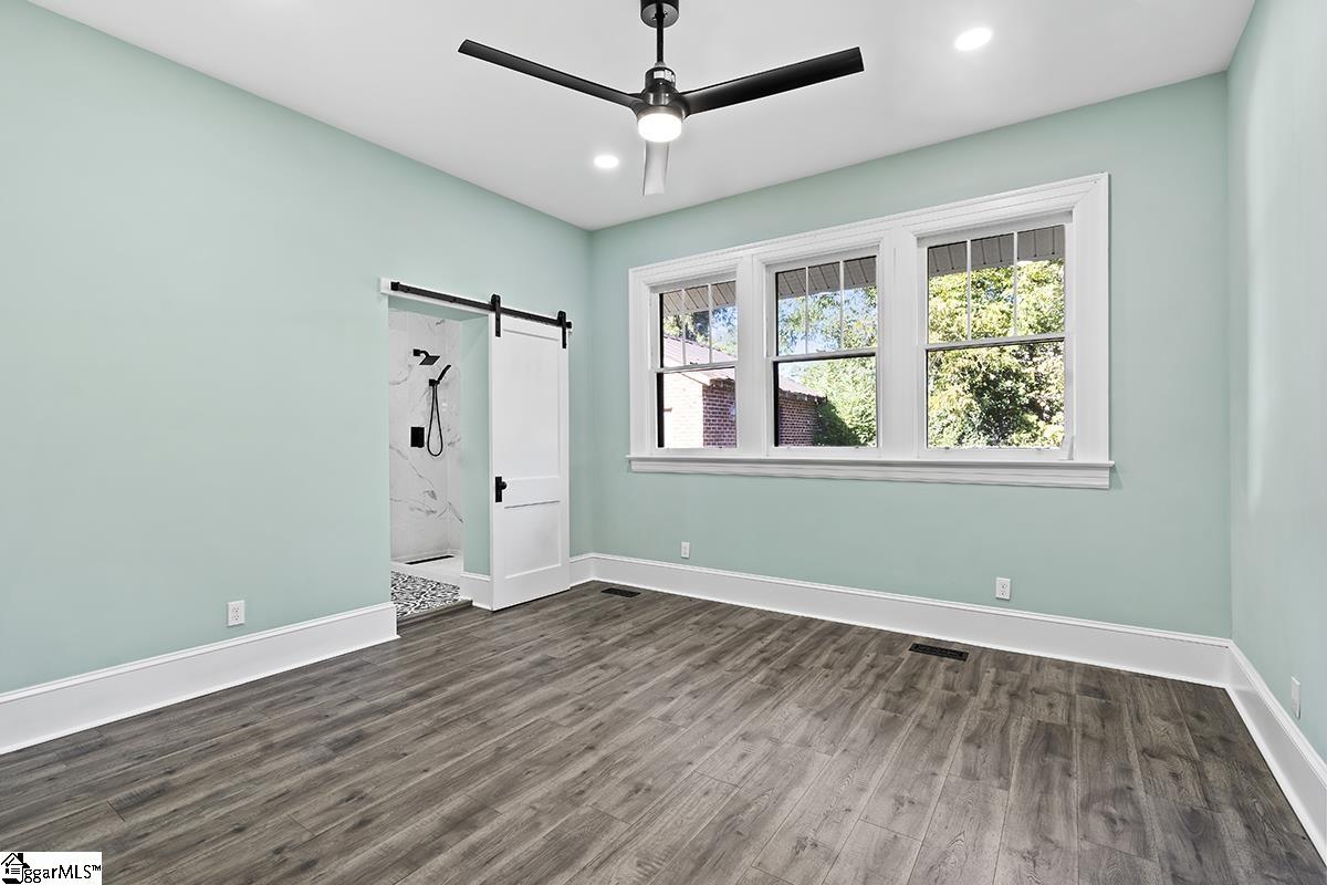 501 North Adair Street Clinton, SC 29325 - Photo 9 of 32