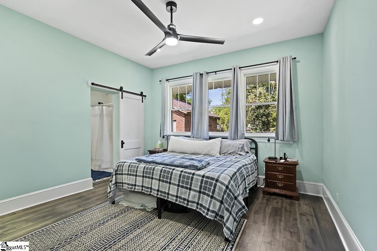 501 North Adair Street Clinton, SC 29325 - Photo 10 of 32