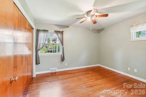 $525,000 | 710 Heatherwood Drive, Hendersonville, NC 28792