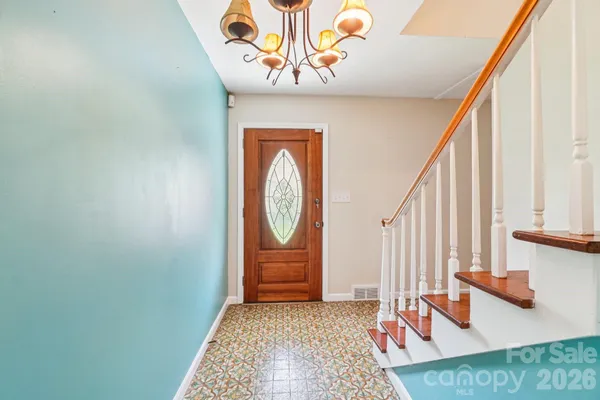 $525,000 | 710 Heatherwood Drive, Hendersonville, NC 28792