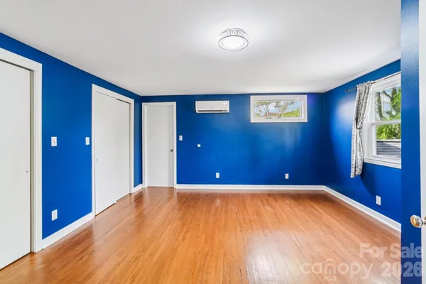 $525,000 | 710 Heatherwood Drive, Hendersonville, NC 28792