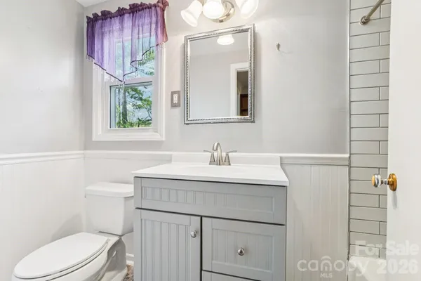 $525,000 | 710 Heatherwood Drive, Hendersonville, NC 28792