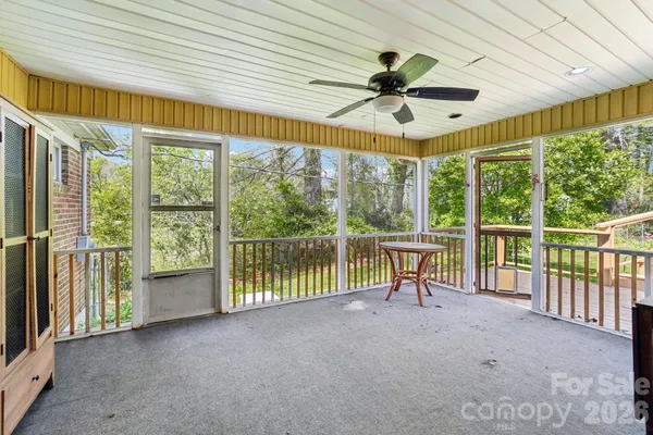 $525,000 | 710 Heatherwood Drive, Hendersonville, NC 28792