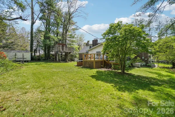 $525,000 | 710 Heatherwood Drive, Hendersonville, NC 28792