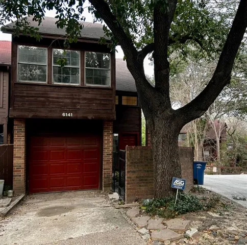 $311,000 | 6141I Summer Creek Circle, Unit I, Dallas, TX 75231