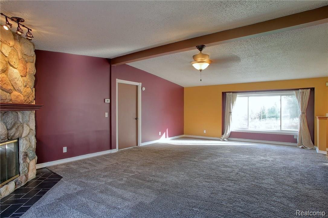 3416 North Mill Road Dryden, MI 48428 - Photo 14 of 29 Living_Room_3rd_View.jpg