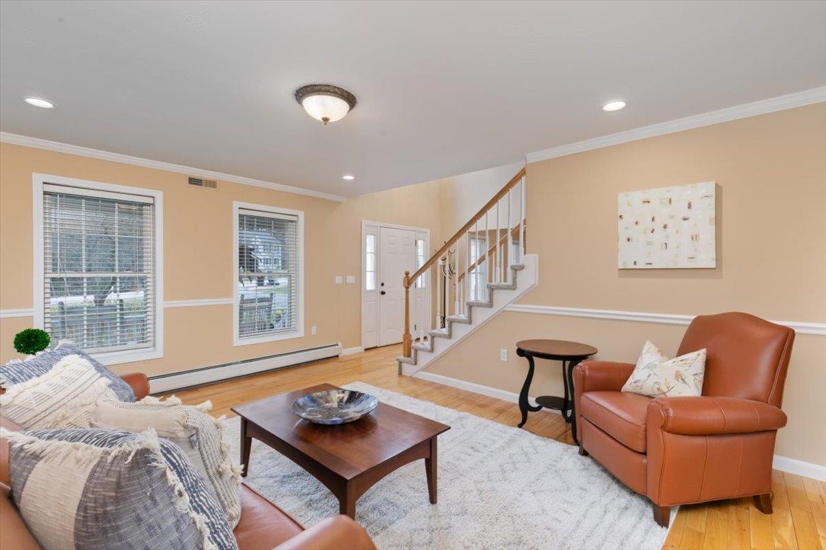 122 Forest Drive Auburn, NH 03032 - Photo 11 of 53