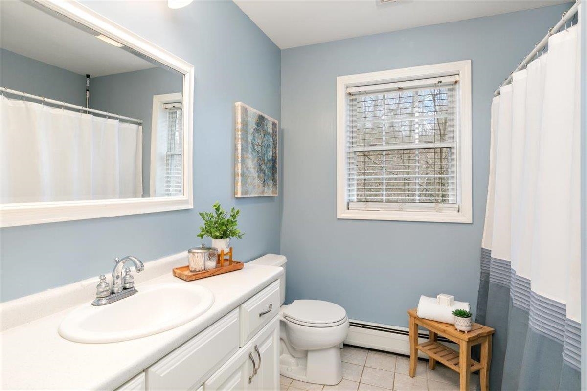 122 Forest Drive Auburn, NH 03032 - Photo 36 of 53