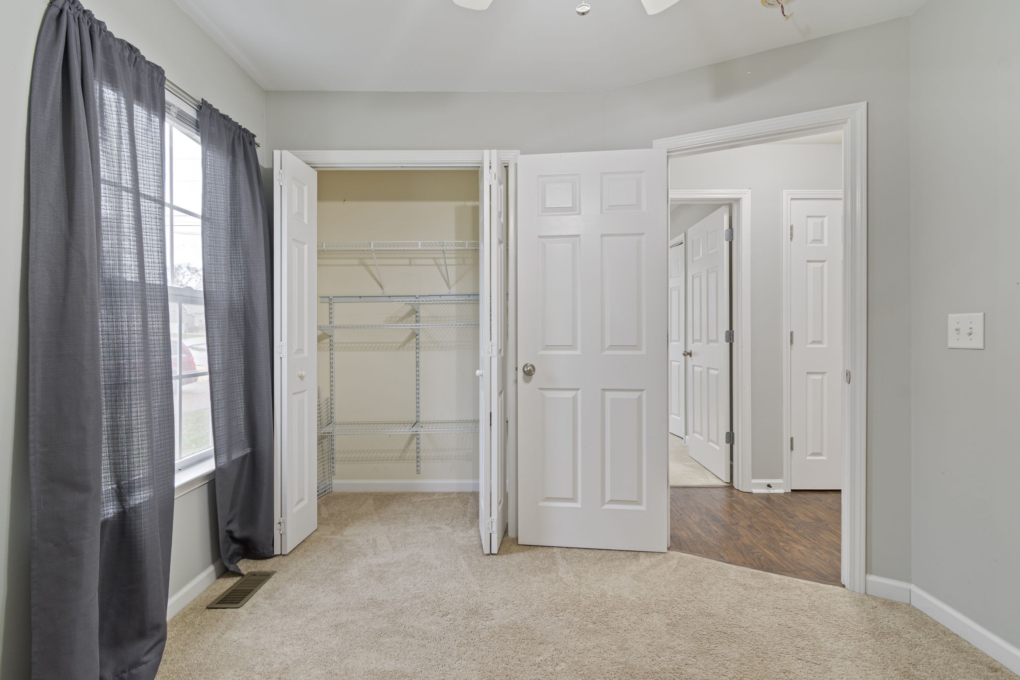 1112 Golf View Way Spring Hill, TN 37174 - Photo 36 of 47 an empty room with windows