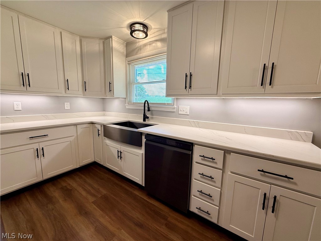 3278 Fresno Road Northwest Carrollton, OH 44615 - Photo 7 of 42