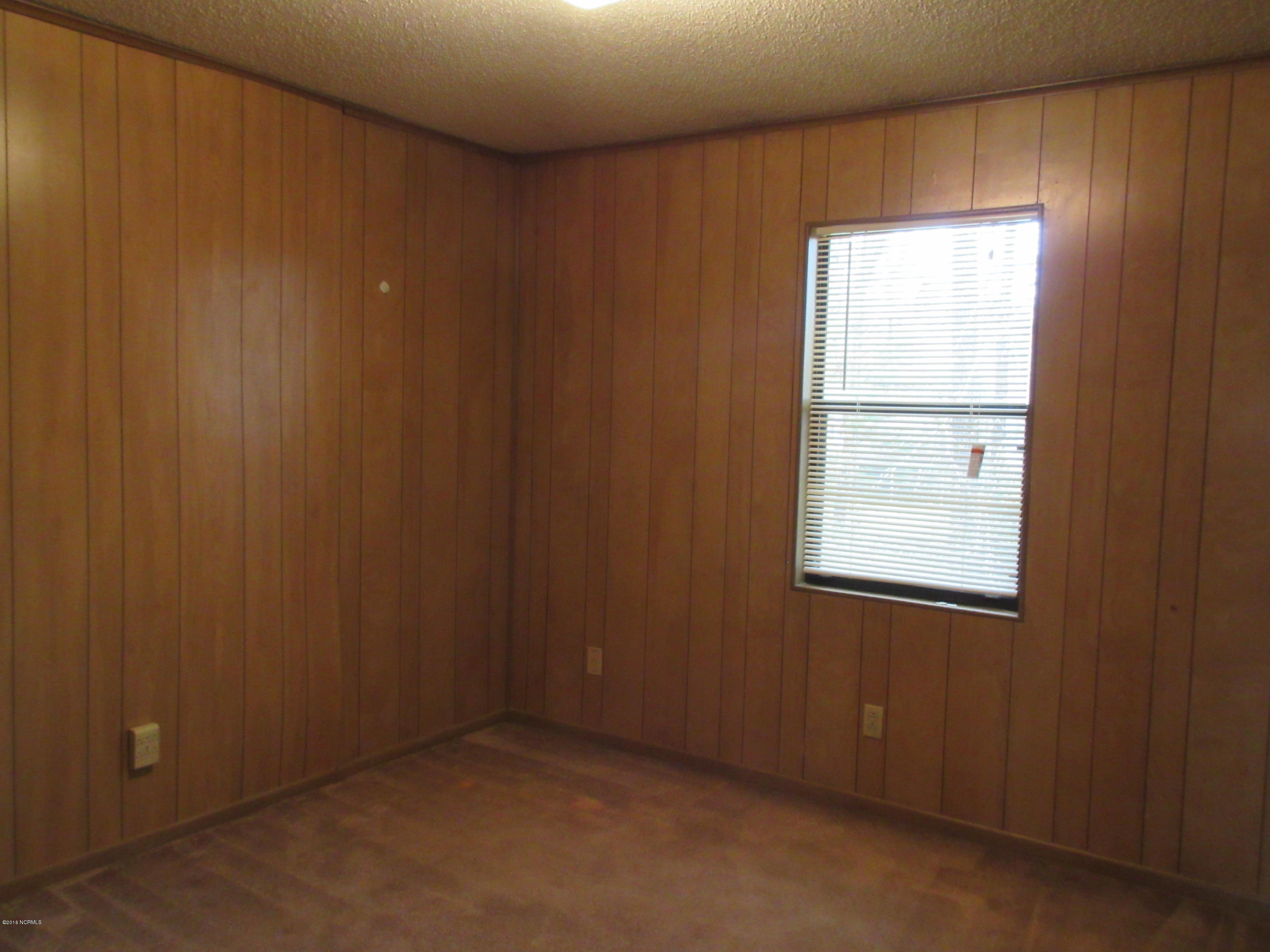 2504 Commerce Road, Unit D Jacksonville, NC 28546 - Photo 7 of 7