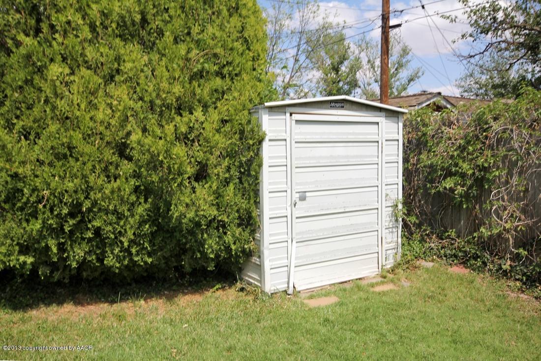 6209 Elmhurst Road Amarillo, TX 79106 - Photo 41 of 43 Storage