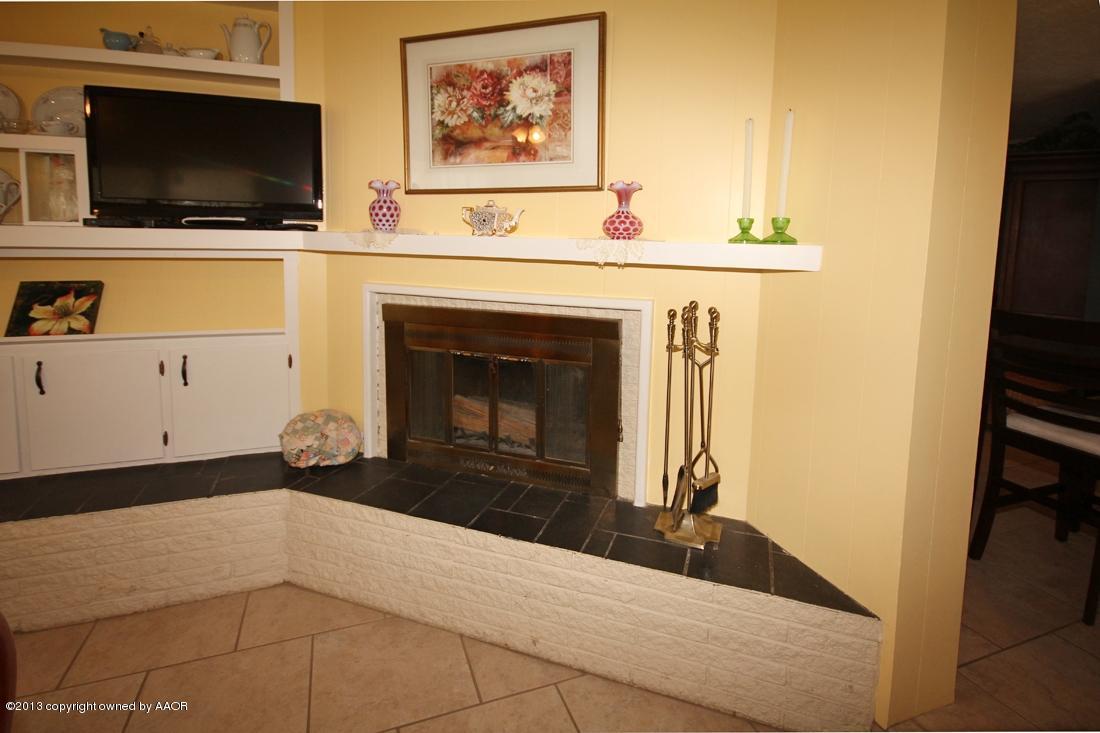 6209 Elmhurst Road Amarillo, TX 79106 - Photo 10 of 43 Formal Dining Area Fireplace
