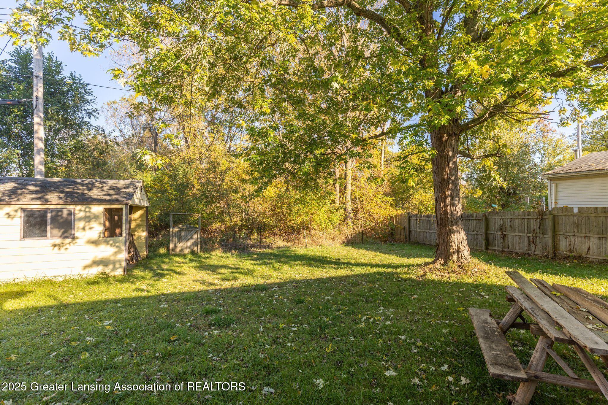 6955 Richard Road Lansing, MI 48911 - Photo 12 of 40 rGUlCUOw