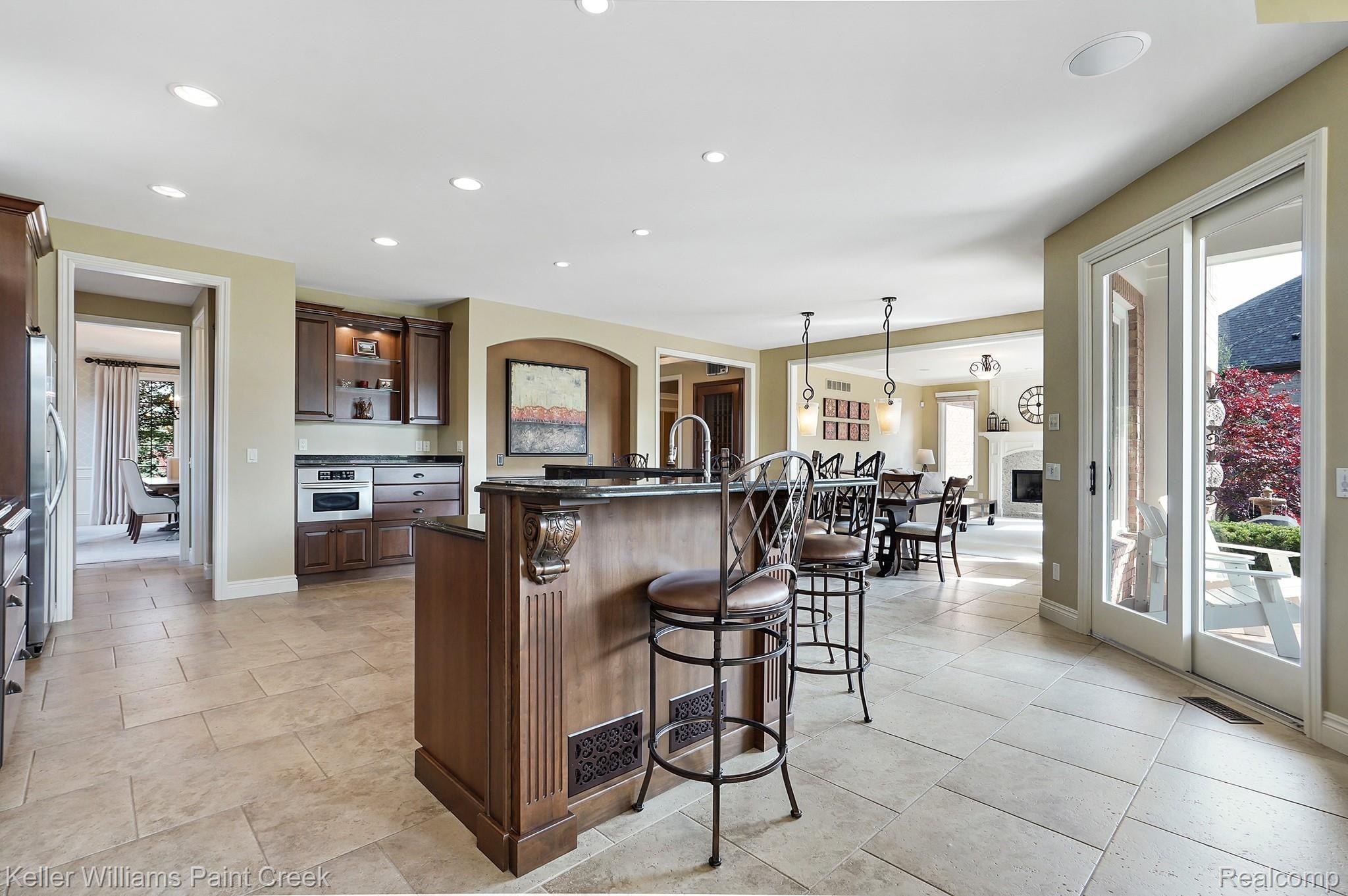 2801 North Addison Circle Rochester, MI 48306 - Photo 28 of 55 You want OPEN CONCEPT???