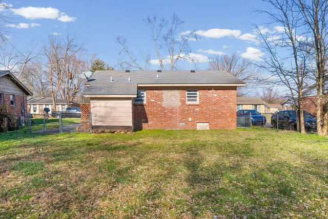 $995 | 109 Boxwood Drive, Hopkinsville, KY 42240