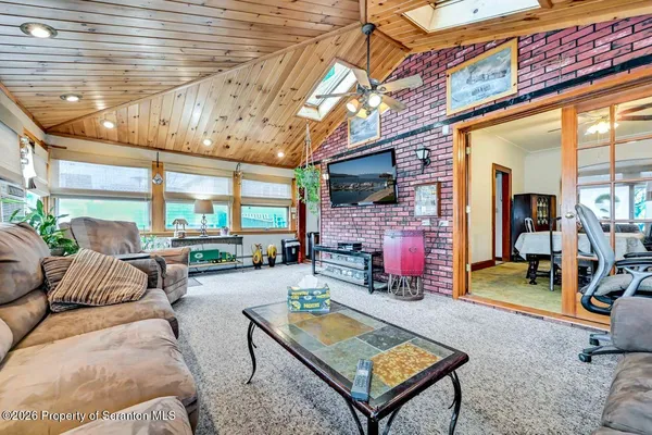 $215,000 | 315 Stafford Avenue, Scranton, PA 18505