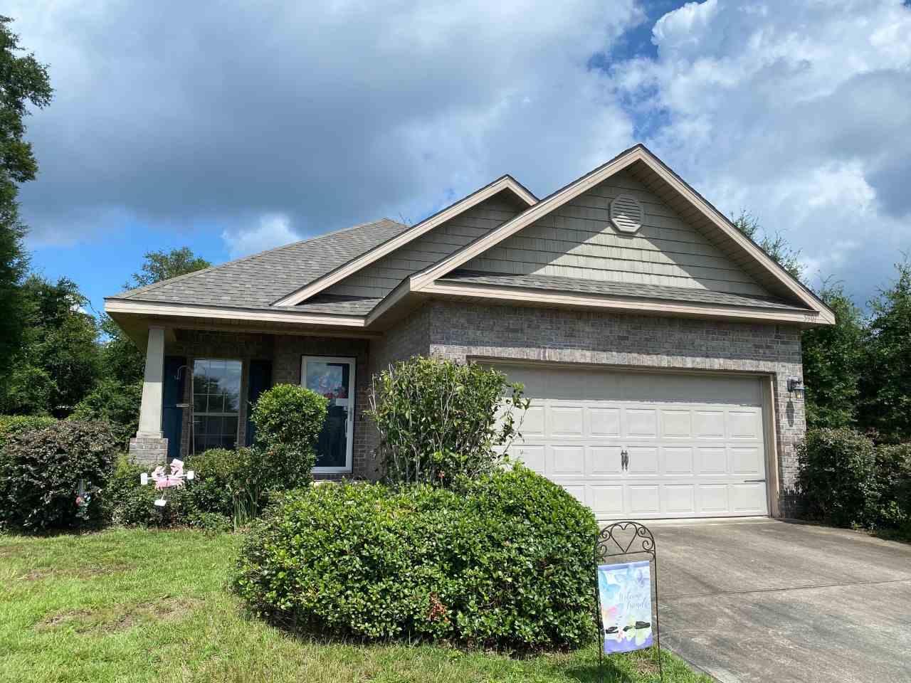5901 Rustic Ridge Circle Milton, FL 32570 - Photo 2 of 27 Gallery Image 2