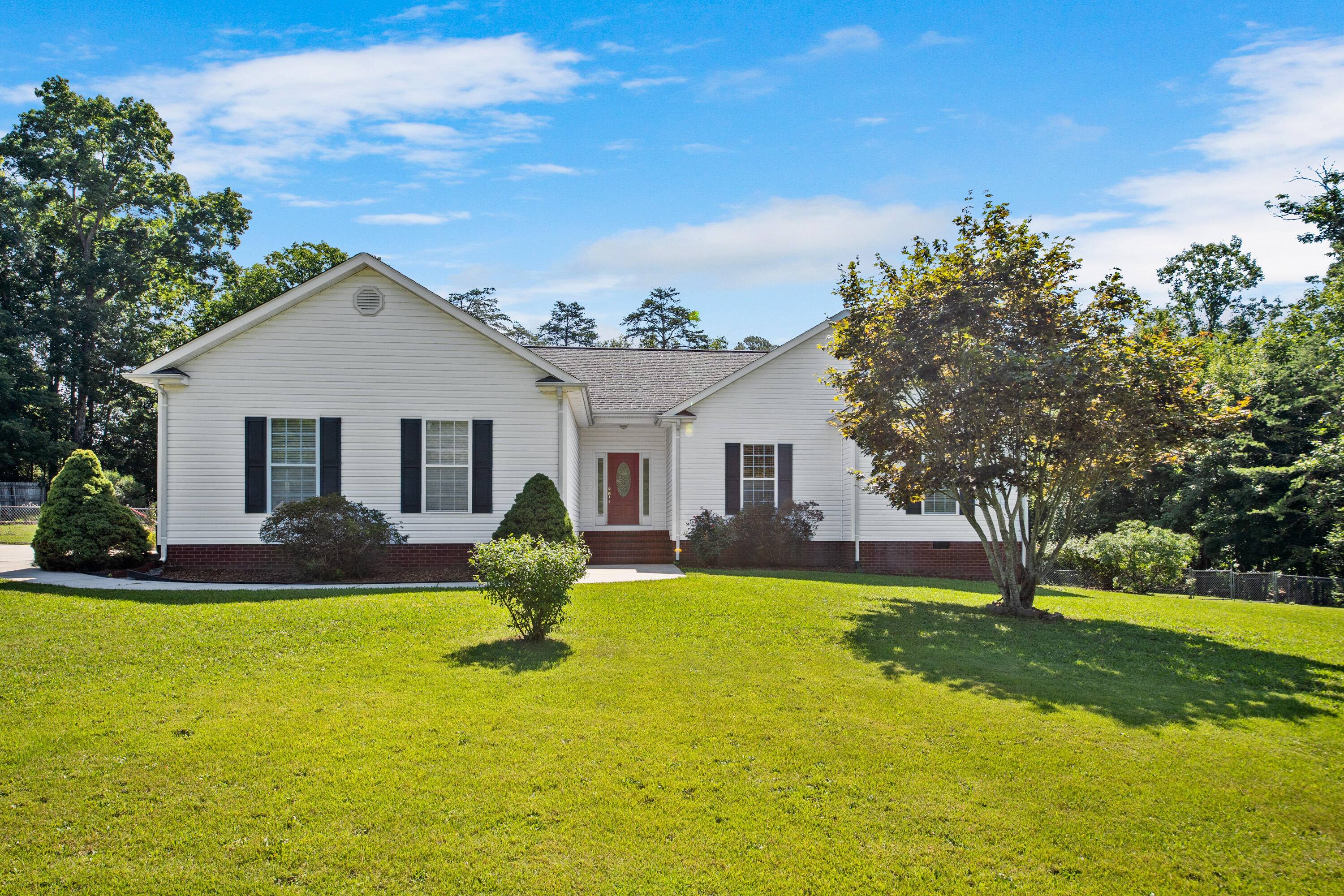 736 Hargis Road Signal Mountain, TN 37377 - Photo 1 of 35 736-Hagris-Rd-1