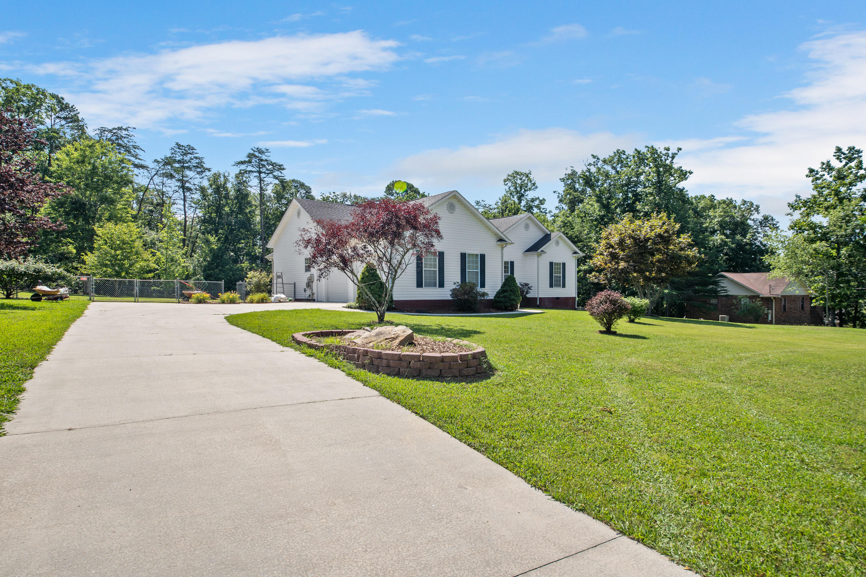 736 Hargis Road Signal Mountain, TN 37377 - Photo 2 of 35 736-Hagris-Rd-2