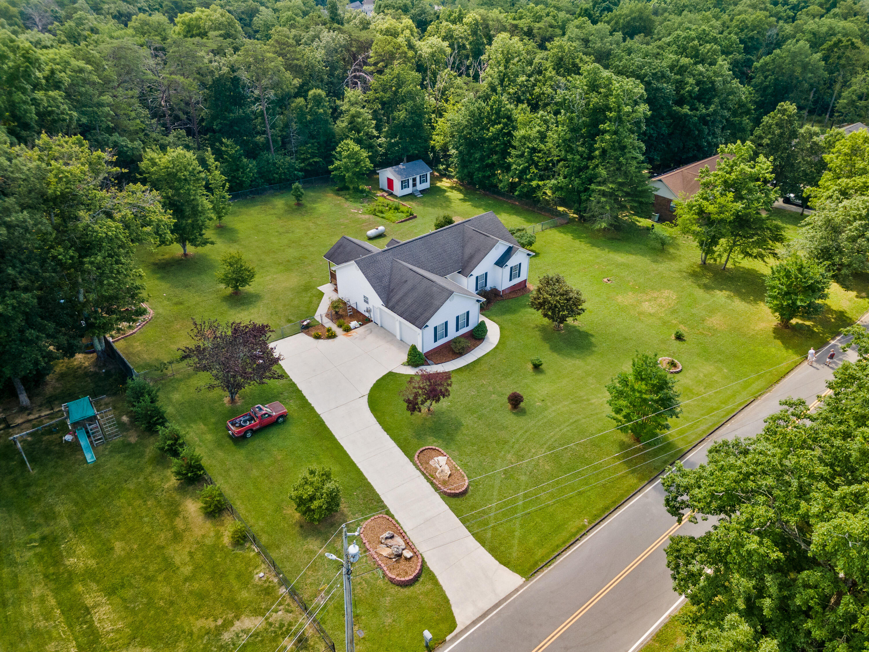 736 Hargis Road Signal Mountain, TN 37377 - Photo 33 of 35 736-Hagris-Rd-31