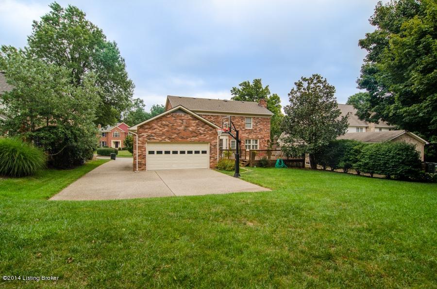 804 Foxgate Road Louisville, KY 40223 - Photo 38 of 38 Foxgate-back view