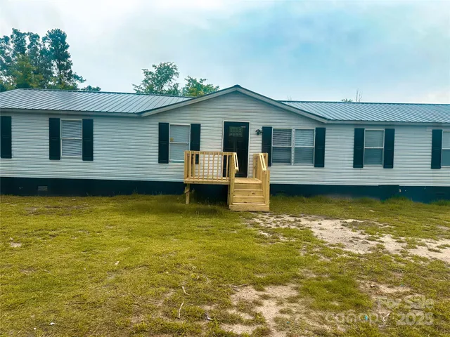 $235,000 | 2976 Stephens Road, Bethune, SC 29009