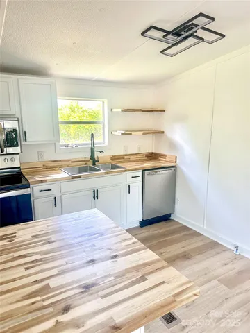 $235,000 | 2976 Stephens Road, Bethune, SC 29009