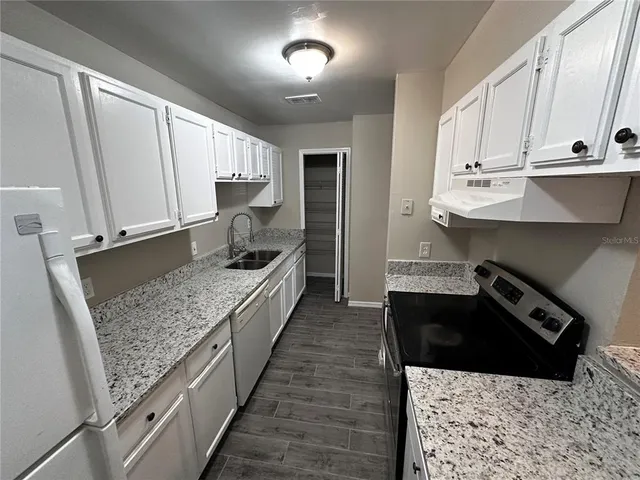 $1,595 | 500 Yellowwood Court, Altamonte Springs, FL 32714