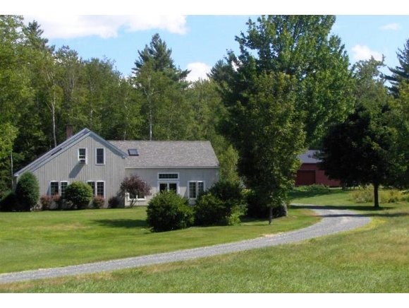 718 W Road Bradford, NH 03221 - Photo 1 of 1