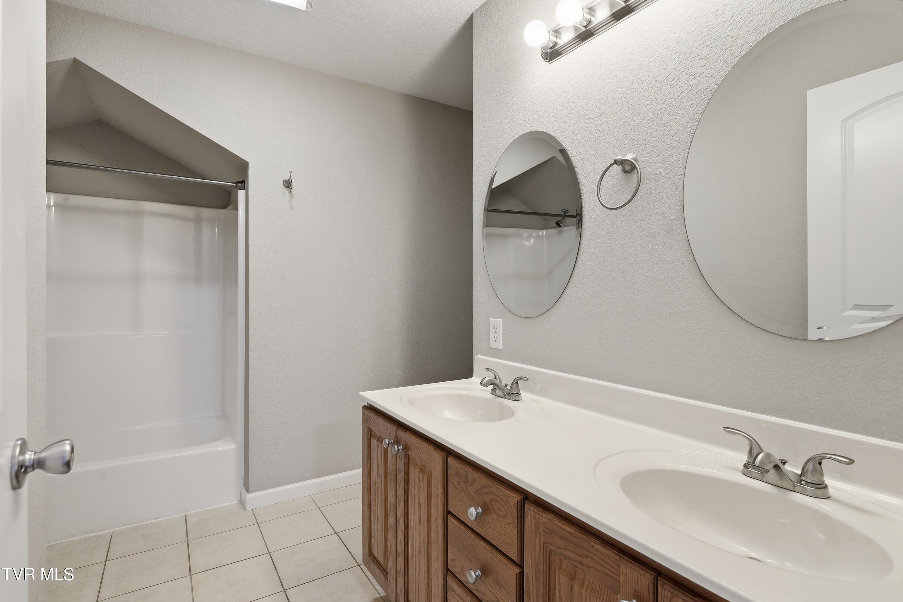 767 Possum Creek Road Greeneville, TN 37743 - Photo 48 of 69 64_767_possum_creek_rd_0148