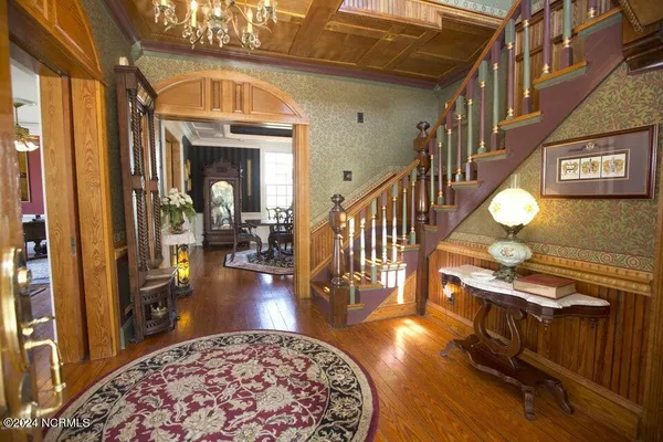 $575,000 | 122 South Academy Street, Washington, NC 27889