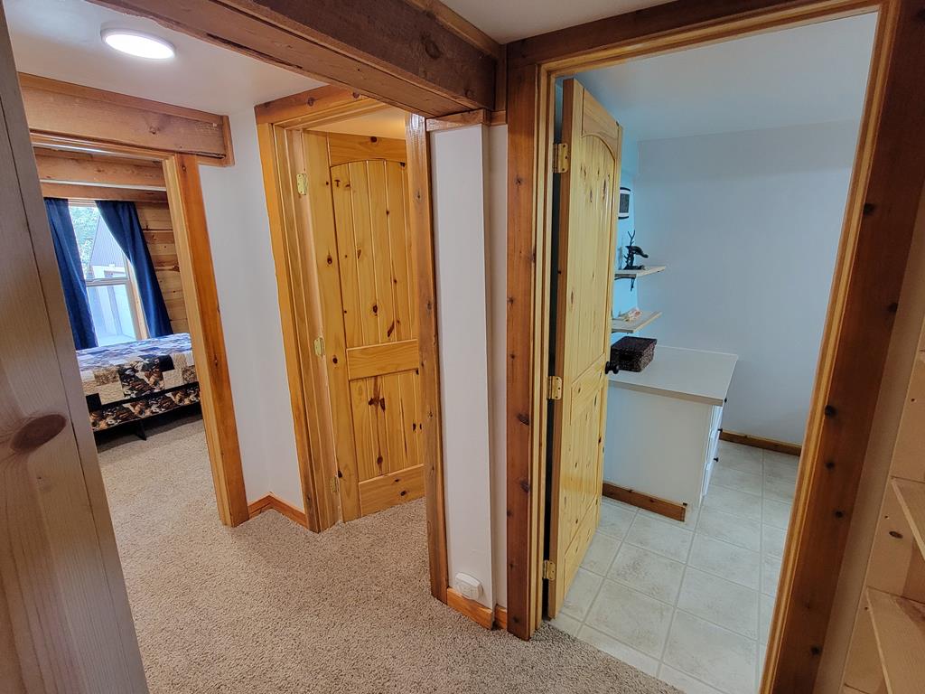 10346 Emma Loop Cascade, ID 83611 - Photo 32 of 43