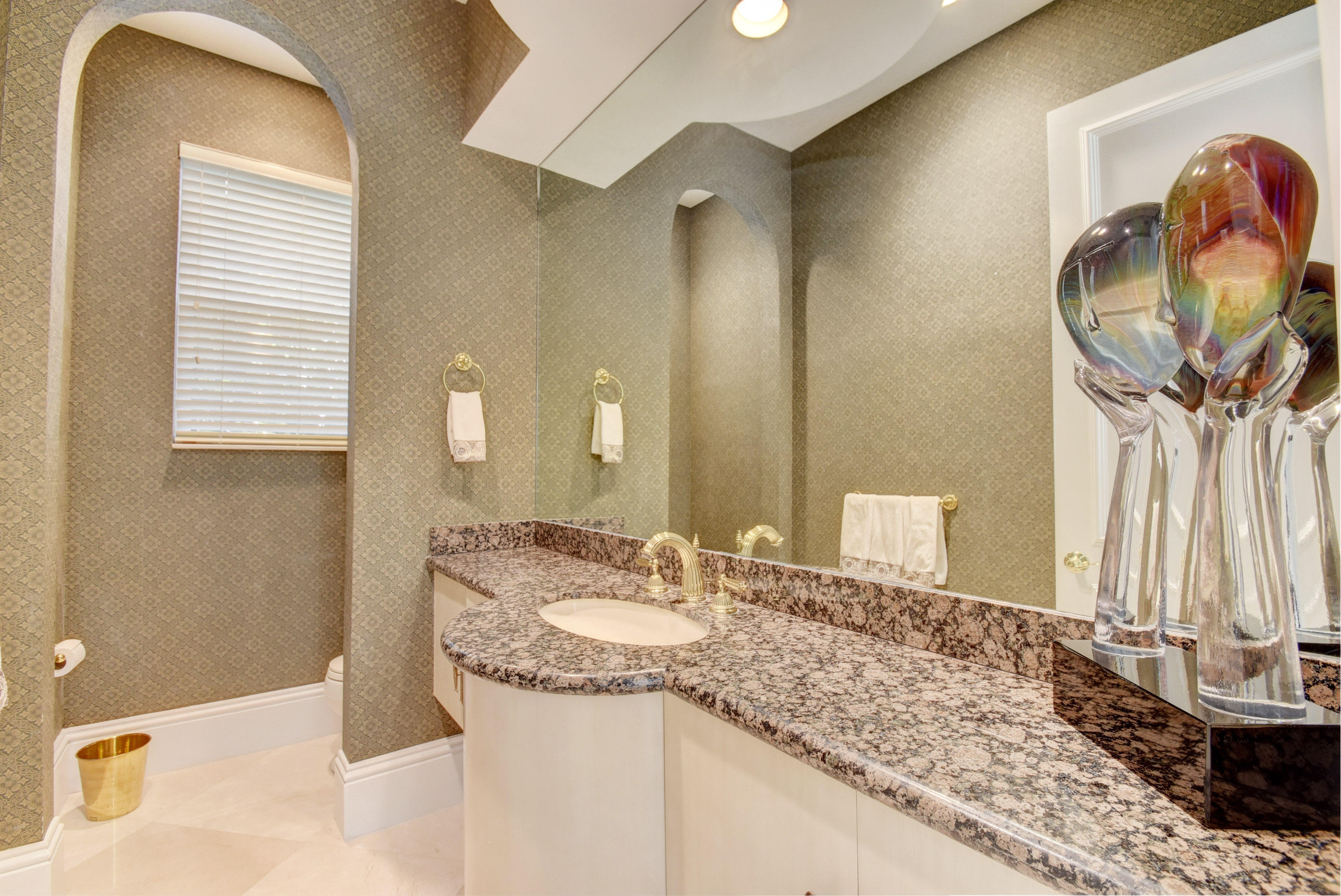 5844 Windsor Terrace Boca Raton, FL 33496 - Photo 17 of 29 Powder Room - 2