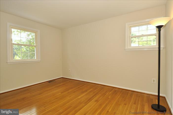 19133 Willow Grove Road Olney, MD 20832 - Photo 26 of 30 Bedroom 2
