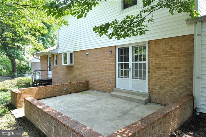 19133 Willow Grove Road Olney, MD 20832 - Photo 28 of 30 Exterior (Rear) Patio