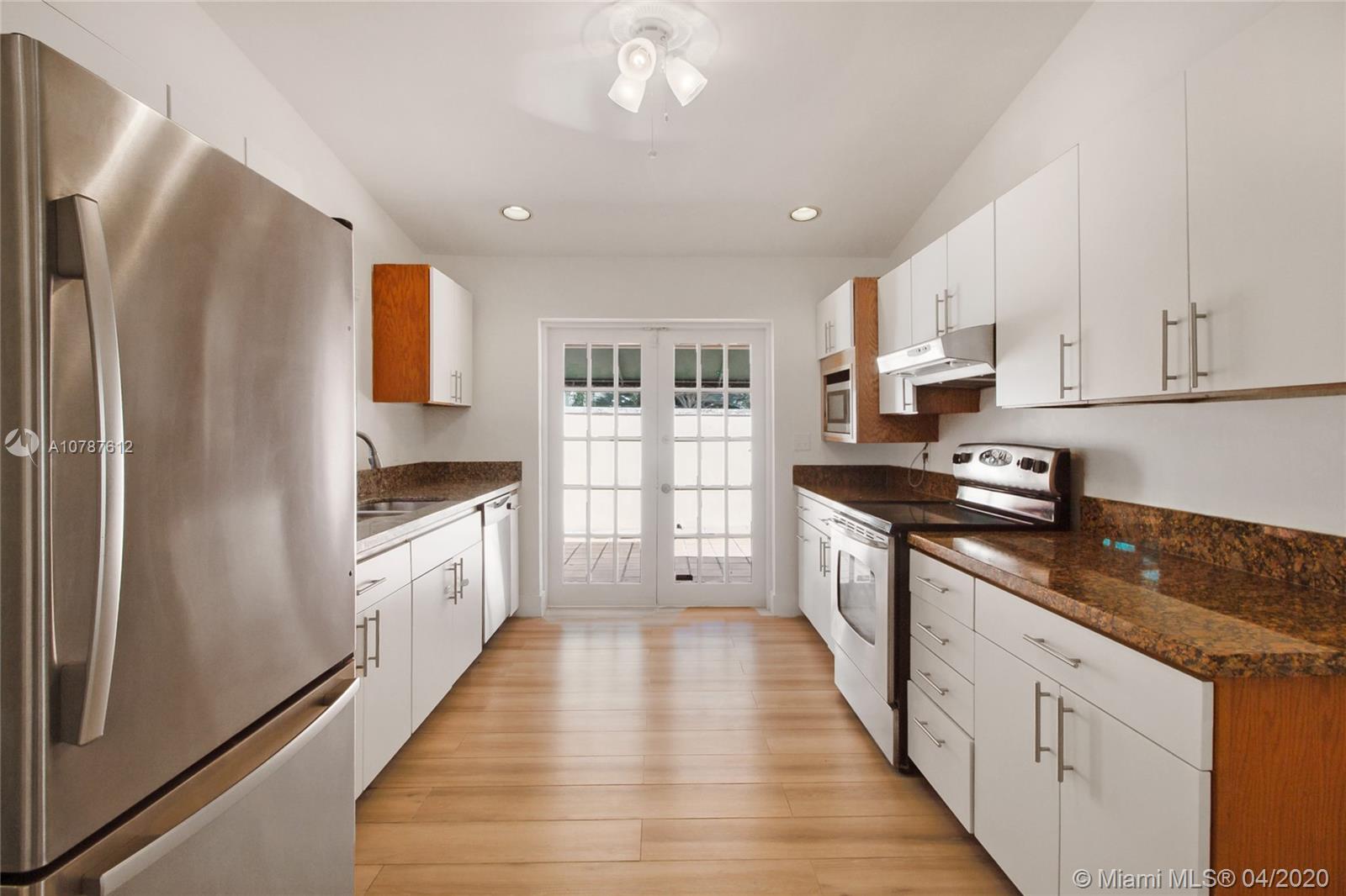 796 Woodcrest Road Key Biscayne, FL 33149 - Photo 16 of 20