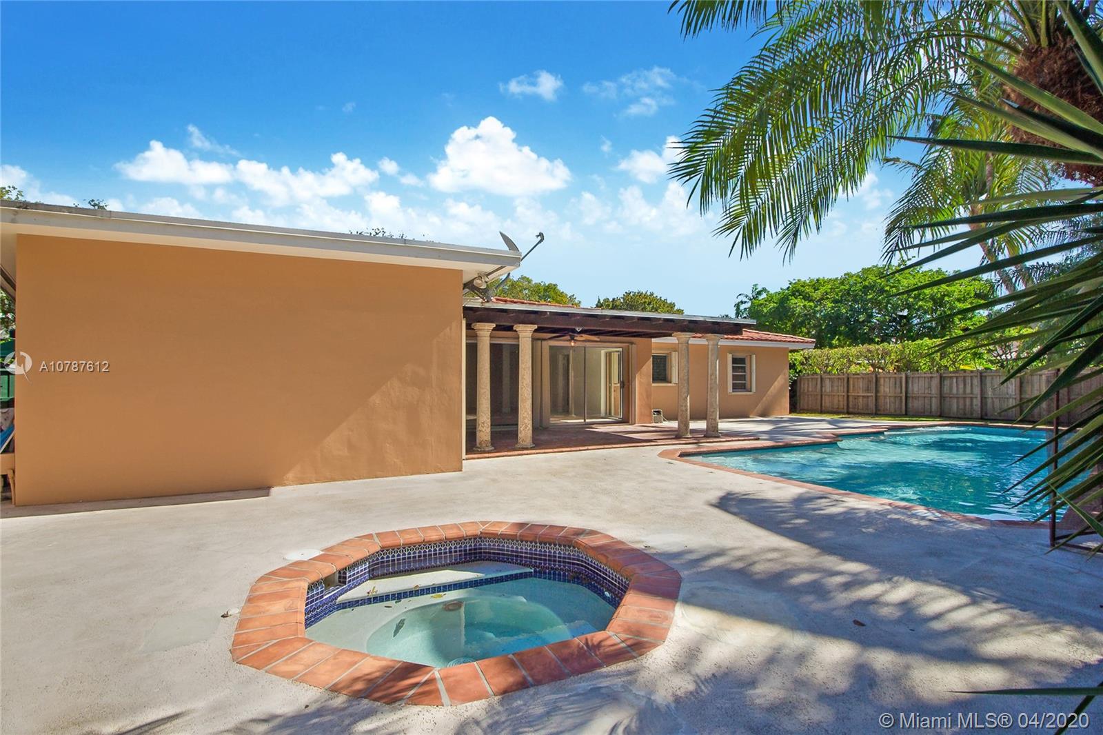 796 Woodcrest Road Key Biscayne, FL 33149 - Photo 4 of 20