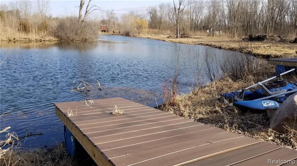 8991 Earhart Road South Lyon, MI 48178 - Photo 5 of 29 Gallery Image 5