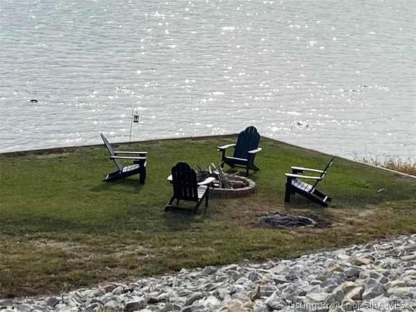 $149,900 | 5101-5103 Stoneview Drive, Charlestown, IN 47111