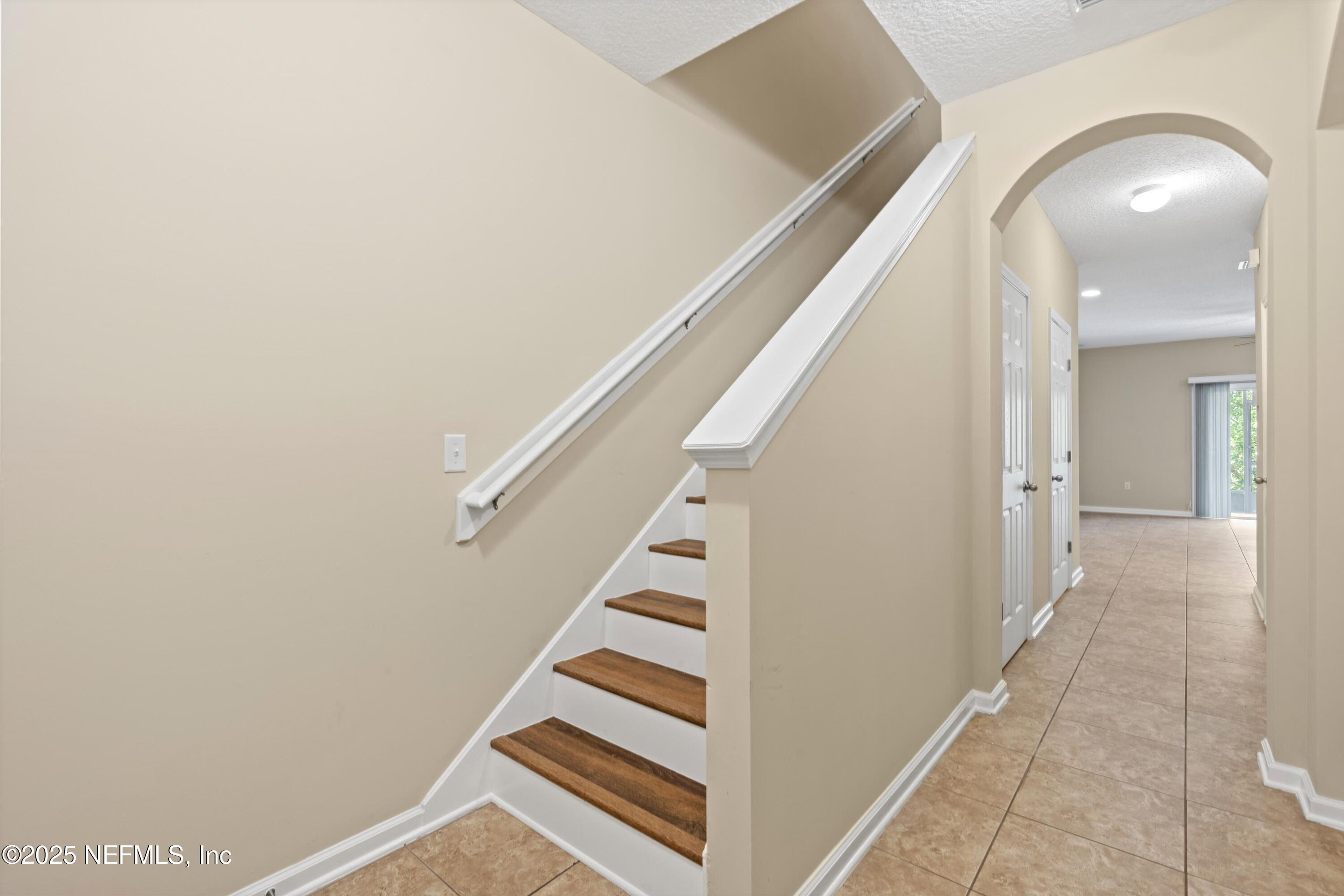 13340 Ocean Mist Drive Jacksonville, FL 32258 - Photo 5 of 25 a view of entryway