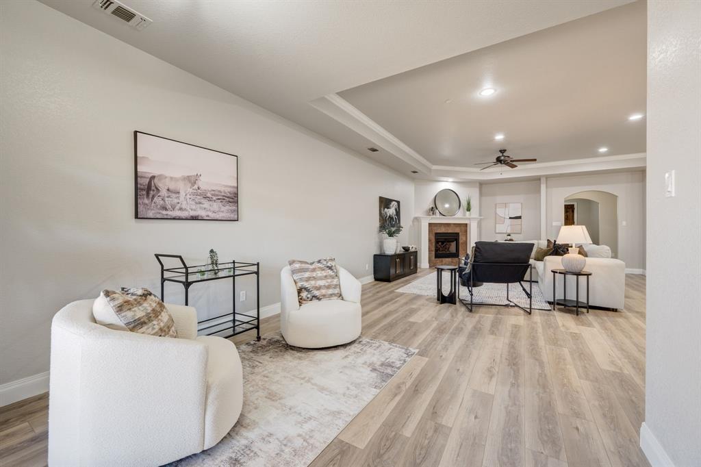 223 Wood Street, Unit 501 Grapevine, TX 76051 - Photo 12 of 40