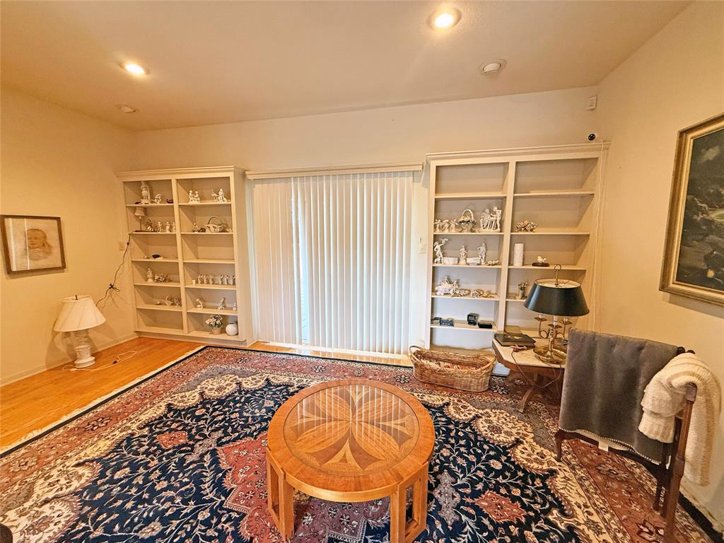 5393 Highway 5 Van Alstyne, TX 75495 - Photo 26 of 40 a bedroom with furniture and a window