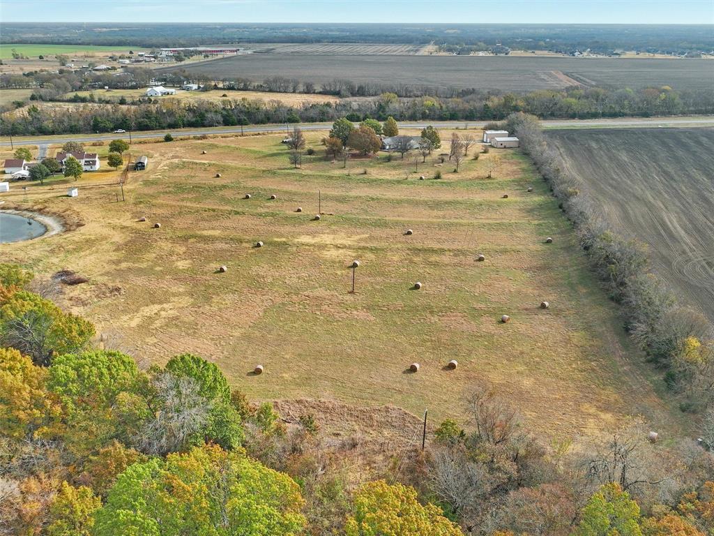 5393 Highway 5 Van Alstyne, TX 75495 - Photo 4 of 40 a view of an ocean view