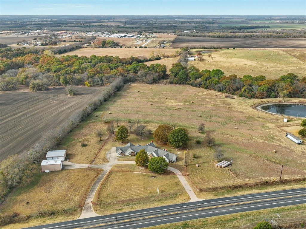 5393 Highway 5 Van Alstyne, TX 75495 - Photo 7 of 40 a view of ocean view