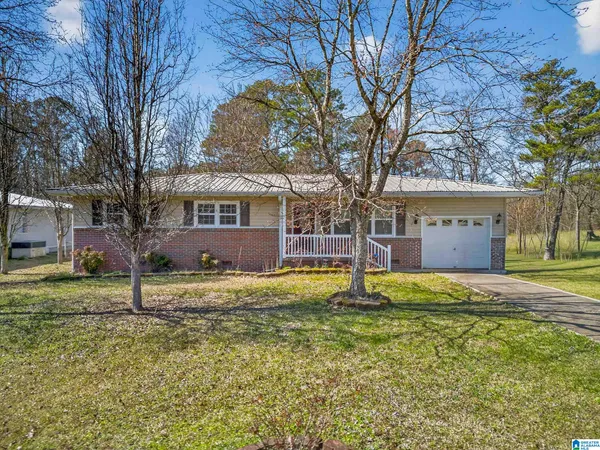 $220,000 | 911 Wood Avenue Southeast, Attalla, AL 35954