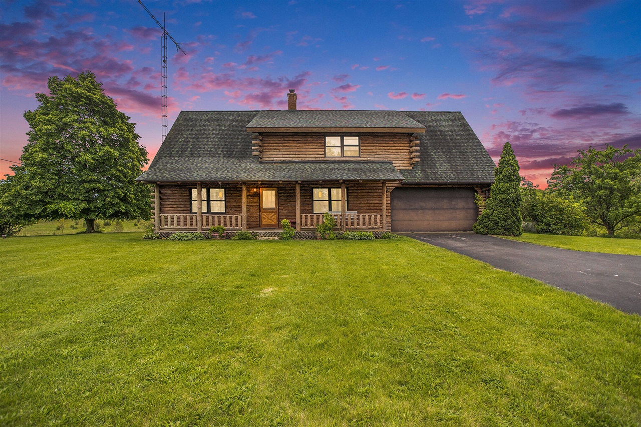 621 East Southern Road Montgomery, MI 49255 - Photo 1 of 39