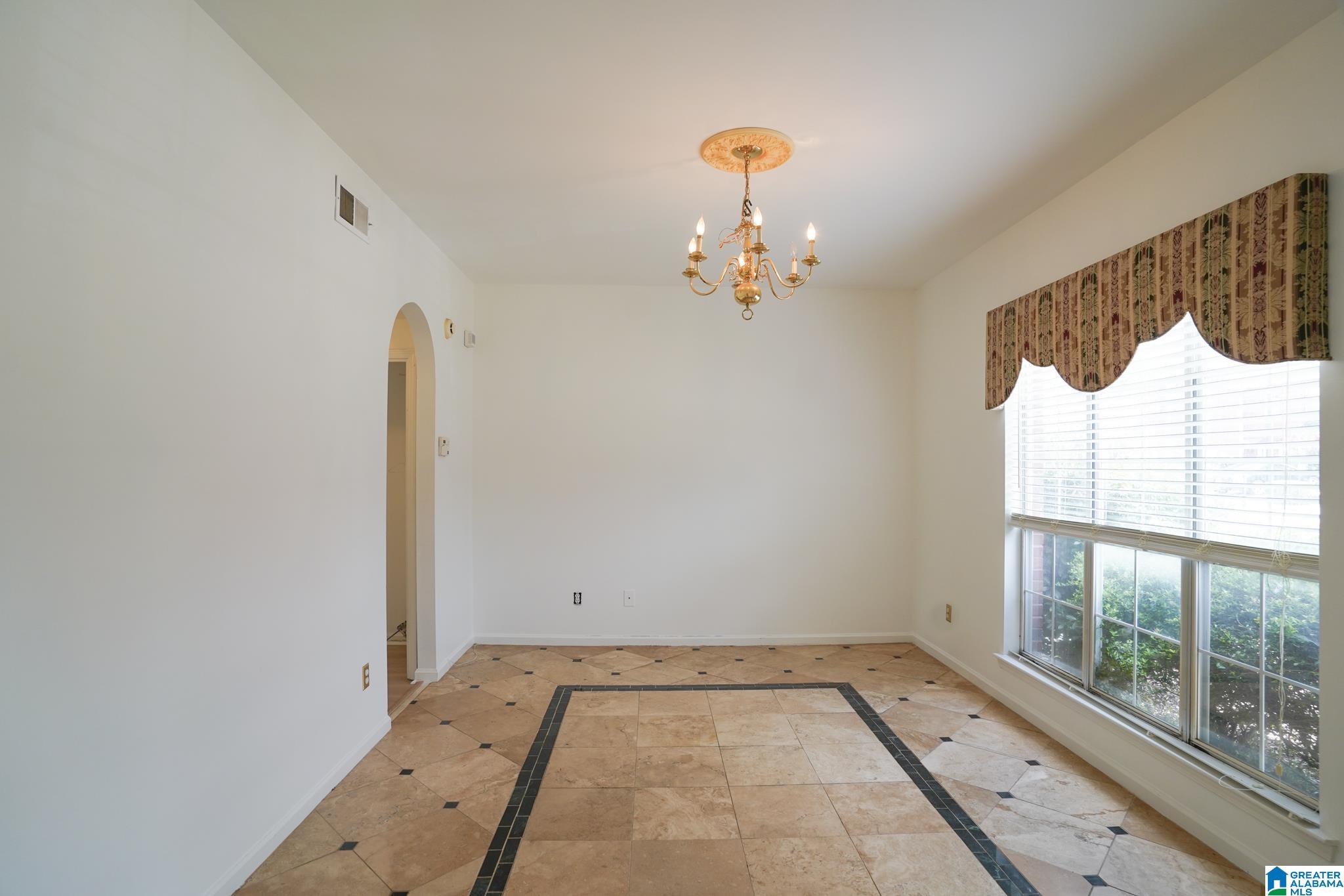 253 Cambrian Ridge Trail Pelham, AL 35124 - Photo 8 of 57