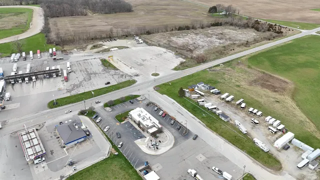 78 East Wall, Warren, IN 46792